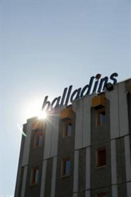 фото отеля Balladins Aulnay-Garonor-Roissy Confort