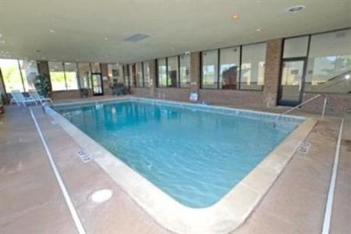 фото отеля Palace Inn Lake Orion