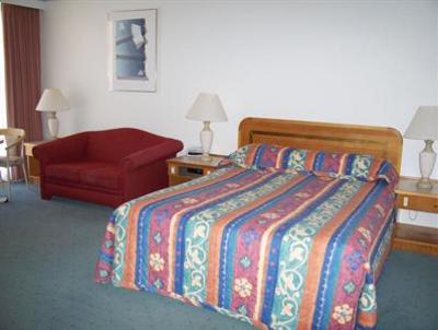 фото отеля Cascades Motor Inn
