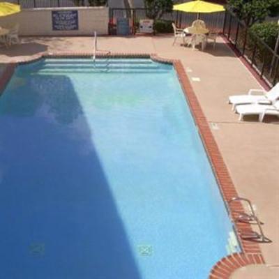 фото отеля Stone Mountain Inn & Suites Tucker