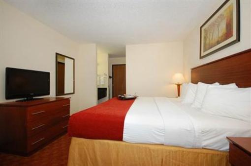 фото отеля BEST WESTERN PLUS Lakewood Inn