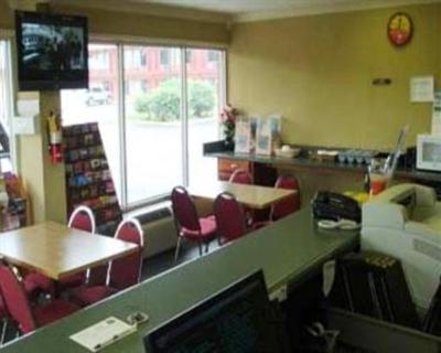 фото отеля Knights Inn Cookeville