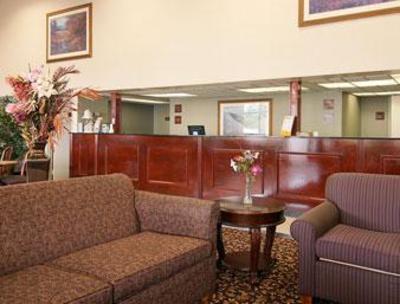 фото отеля Super 8 Forsyth
