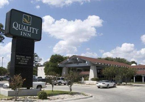 фото отеля Quality Inn Uvalde