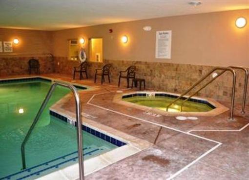 фото отеля Holiday Inn Express & Suites Northwood