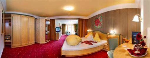 фото отеля Wellness- und Familienhotel Egger