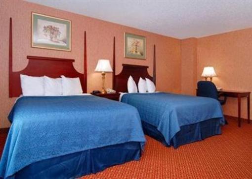 фото отеля Quality Inn & Suites Meriden