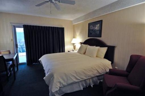фото отеля Hillside Inn Madison
