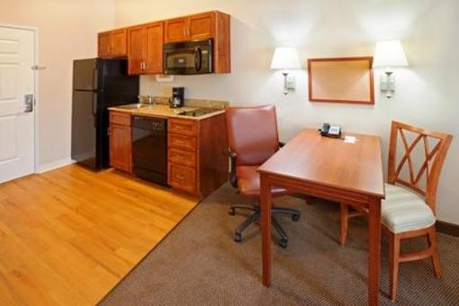фото отеля Candlewood Suites Mount Pleasant