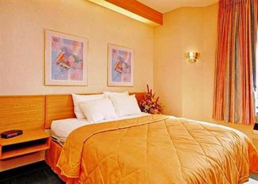 фото отеля Comfort Suites Taos