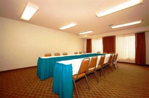 фото отеля Comfort Suites Taos