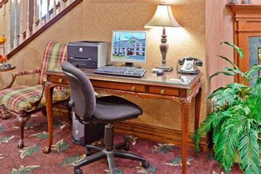 фото отеля Holiday Inn Express Paducah