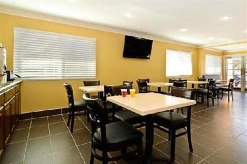 фото отеля Quality Inn Escondido