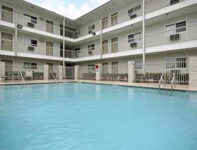 фото отеля Howard Johnson Clearlake