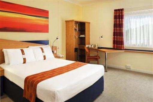 фото отеля Holiday Inn Express Taunton M5 Jct 25