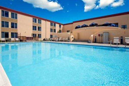 фото отеля Holiday Inn Allentown Breinigsville