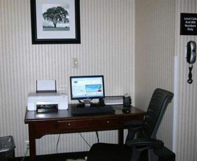 фото отеля Baymont Inn and Suites East Syracuse