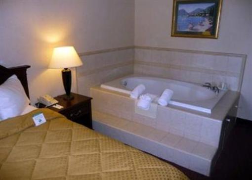 фото отеля Quality Inn & Suites Lake Forest