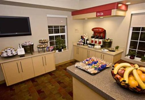фото отеля TownePlace Suites Fresno