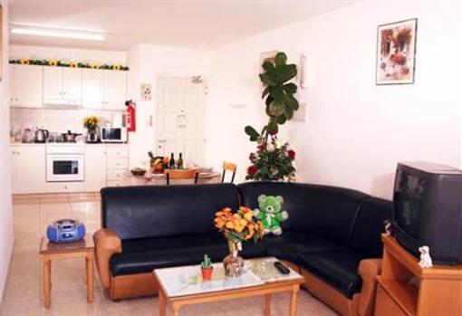фото отеля Apollonia Holiday Apartments