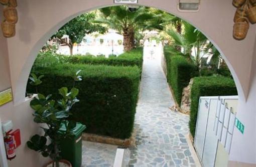 фото отеля Apollonia Holiday Apartments