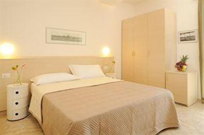 фото отеля Holiday Fever B&B Alghero