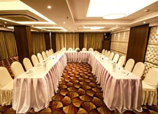 фото отеля Hotel Calangute Towers