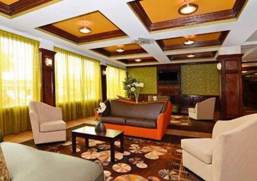 фото отеля Comfort Inn & Suites Washington D.C.