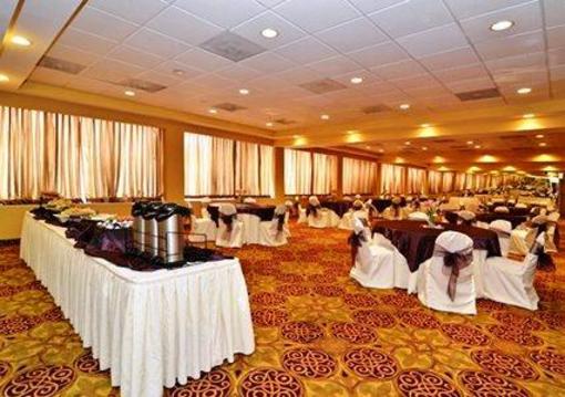фото отеля Comfort Inn & Suites Washington D.C.