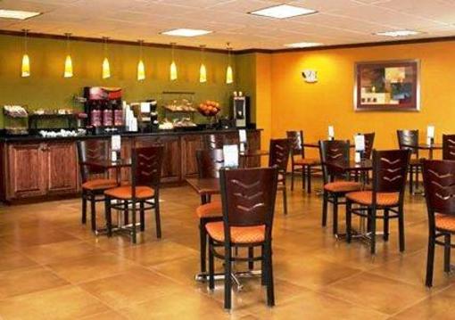 фото отеля Comfort Inn & Suites Washington D.C.