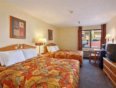 фото отеля Holiday Inn Express San Diego Sea World - Beach Area