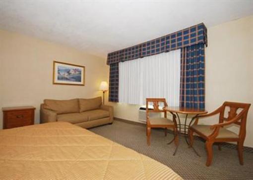 фото отеля Holiday Inn Express San Diego Sea World - Beach Area