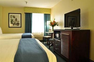 фото отеля Holiday Inn Express San Diego Sea World - Beach Area