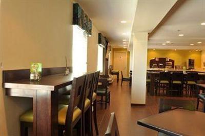 фото отеля Holiday Inn Express San Diego Sea World - Beach Area