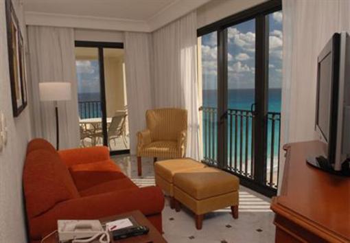 фото отеля Marriott CasaMagna Cancun Resort