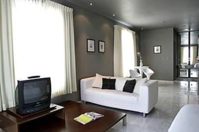 фото отеля Nassau Suite Hotel