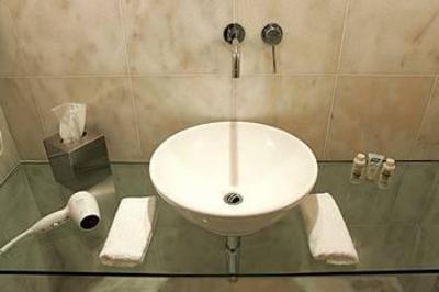 фото отеля Nassau Suite Hotel