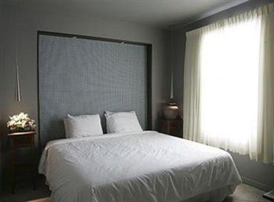 фото отеля Nassau Suite Hotel