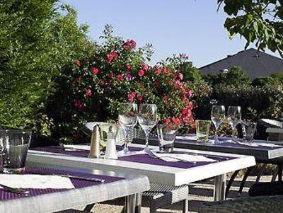 фото отеля All Seasons Chinon