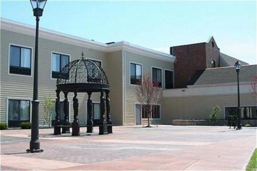 фото отеля Holiday Inn Express Hotel & Suites Latham