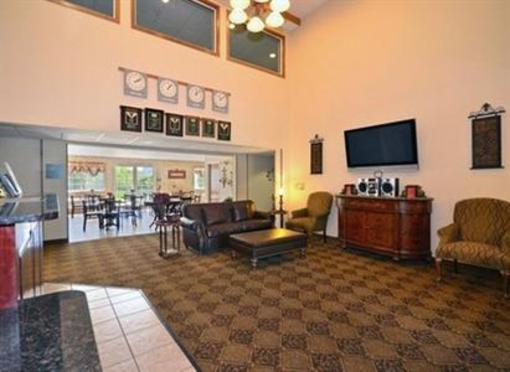 фото отеля MainStay Suites Milwaukee Airport Oak Creek