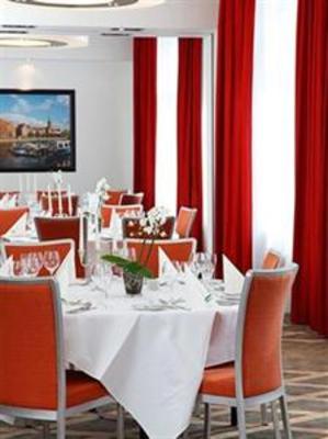фото отеля Treff Hotel Lubeck City Centre