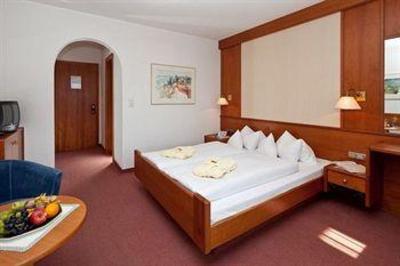 фото отеля Hotel Crystal Fugen