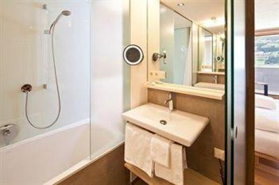 фото отеля Hotel Crystal Fugen