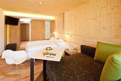 фото отеля Hotel Crystal Fugen