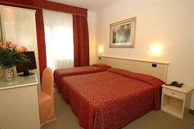 фото отеля Villa Adele Hotel