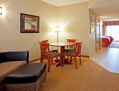 фото отеля Holiday Inn Hotel & Suites Maple Grove - Arbor Lakes