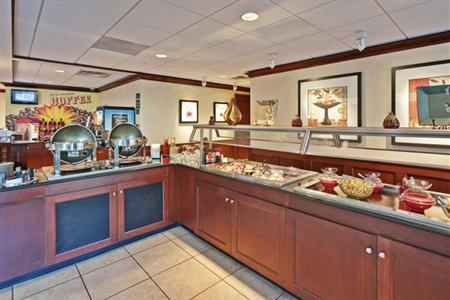 фото отеля Staybridge Suites Buffalo-Airport
