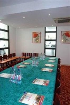 фото отеля Brit Hotel Floreal Cesson-Sevigne