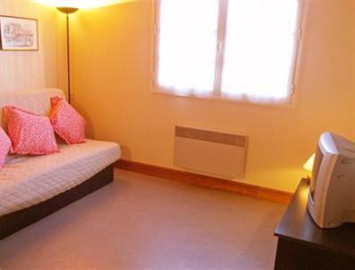 фото отеля Appartement Rue Dr Goyenetche